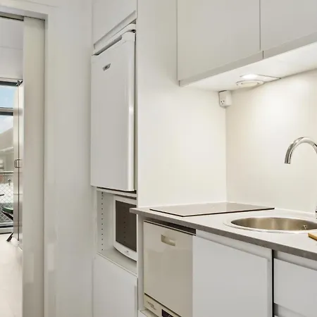 Bad, Lejl, 50 Apartment *